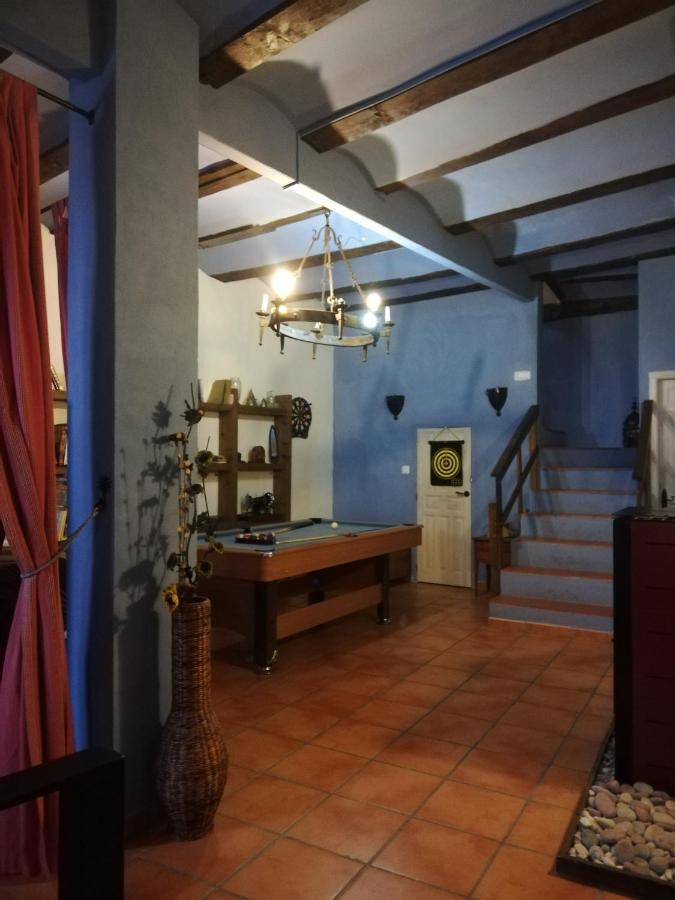 La Vieja Escuela *